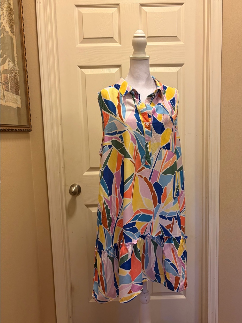 Time and Tru Multicolor Abstract Sleeveless Dress